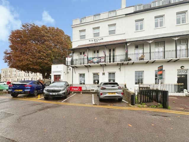 Royal Terrace, Southend On Sea SS1, 2 bed flat to rent, £1,500 pcm | PrimeLocation
