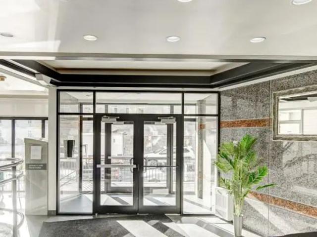 ROYAL URBAIN | 3777 ST URBAIN, Montreal · 1 ch