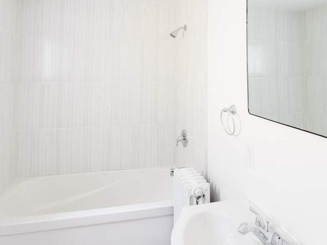 Royal & Wales Apartments 1 Bedroom Apartment for Rent at 56 56 College, Kitchener, ON N2H 5A1 City Commercial Core