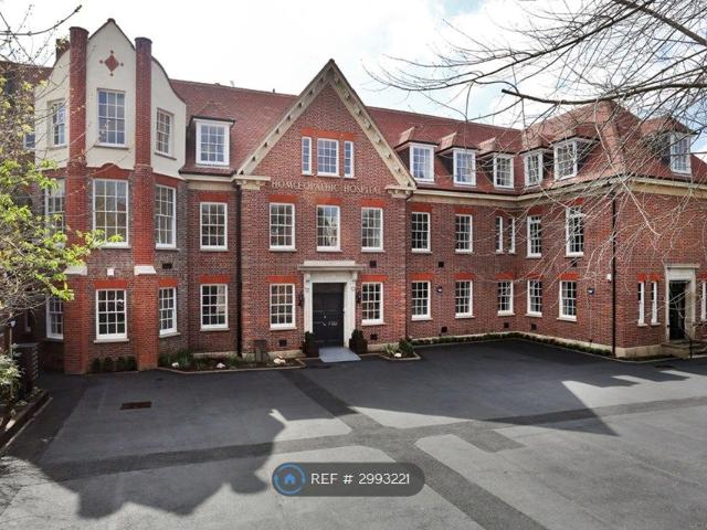 Royal Wells Court, Tunbridge Wells TN1, 2 bed flat to rent, £2,200 pcm | PrimeLocation