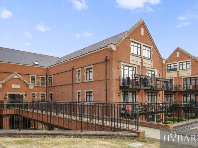 Royal Connaught Park WD23, 2 bed flat to rent, £4,500 pcm | PrimeLocation