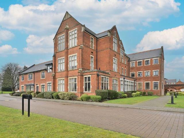 Royal Connaught WD23, Bushey, WD23 1 bed flat to rent £1,950 pcm £450 pw