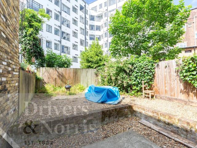 Royal College Street, Camden, London NW1, 5 bed flat to rent, £5,750 pcm | PrimeLocation