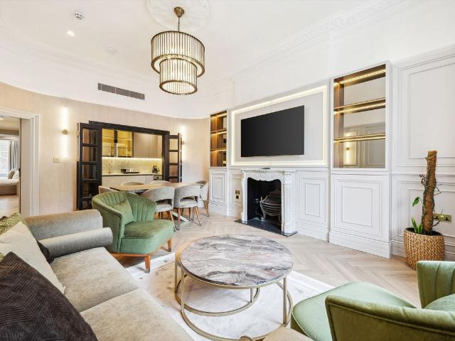 Royal Crescent, London W11, 2 bed flat to rent, £5,000 pcm | PrimeLocation