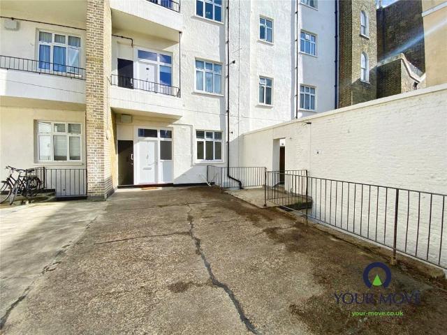 Royal Crescent St. Augustines Road. 3 bed flat to rent £1,500 pcm £346 pw