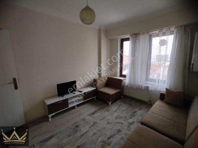 Royal Den Saray Mahallesi Ara Kat 1+1 Eşyalı Daire Kiralık