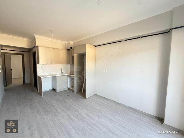 ROYAL EMLAKTAN OKULLAR BÖLGESİNDE SATILIK SIFIR 1+1 DAİRE