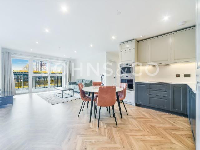 Royal Exchange, Kingston Upon Thames, Kingston KT1, 2 bed flat to rent, £3,250 pcm | PrimeLocation
