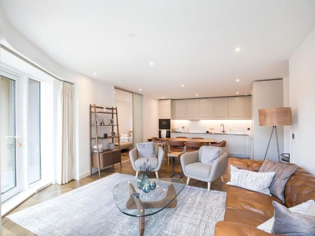 Royal Exchange, Kingston Upon Thames KT1, 3 bed flat to rent, £3,500 pcm | PrimeLocation