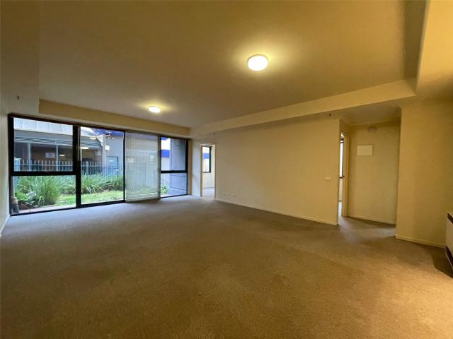 Royal Flagstaff: Fantastic Three Bedroom Apartment!