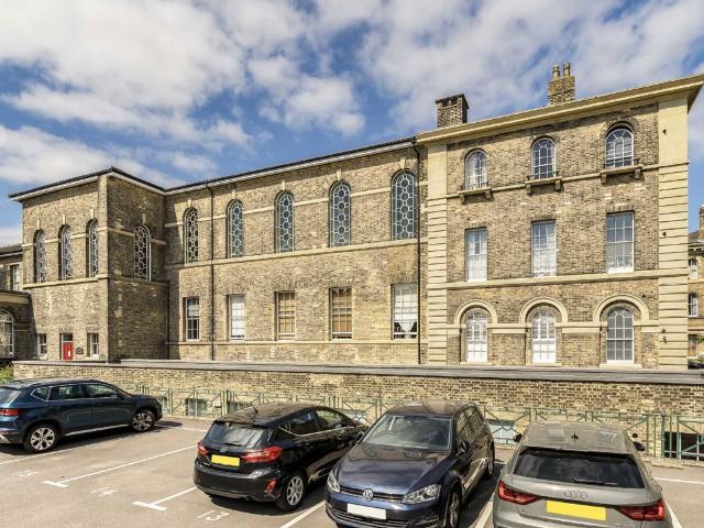 Royal Herbert Pavilions, Woolwich SE18, 1 bed flat to rent, £1,650 pcm | PrimeLocation