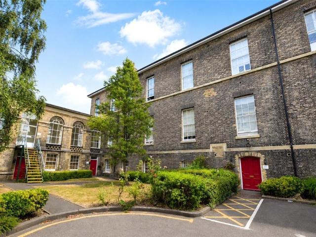 Royal Herbert Pavilions, Gilbert. 1 bed apartment to rent £1,750 pcm £404 pw