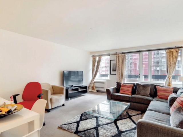 Royal Institute of British Architects, 66 68 Portland Place, London, W1B 1AD, United Kingdom | 3 bed apartment for rent #127639414 | Rentberry