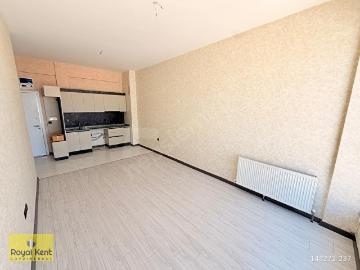 ROYAL KENT KOMBİ+PETEK+KLİMA+CAM BALKON FULL YAPILI 1+1 SATILIK