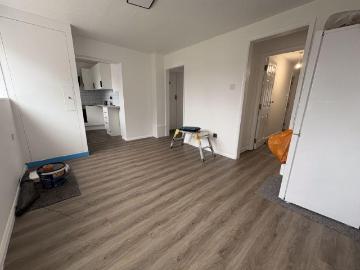 Royal Lane, West Drayton, UB7 5 bed semi detached house to rent £2,750 pcm £635 pw