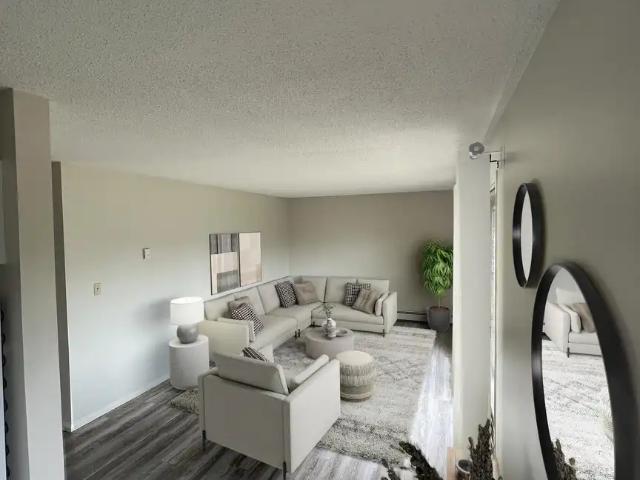 Royal Meadow Apartment