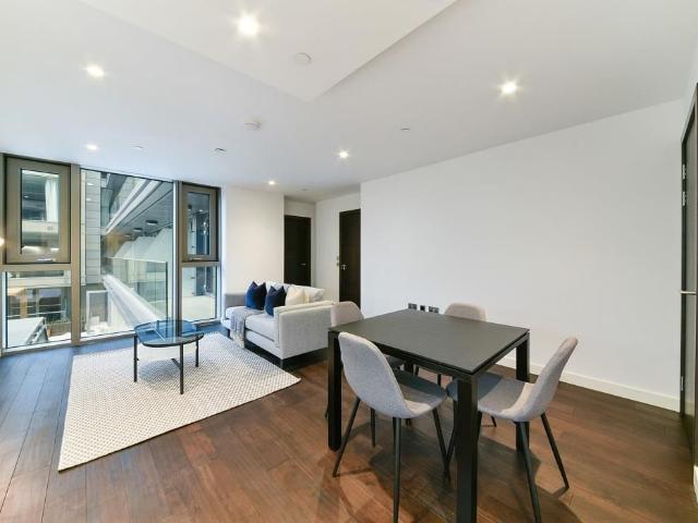 Royal Mint Street, London E1, 1 bed flat to rent, £2,817 pcm | PrimeLocation