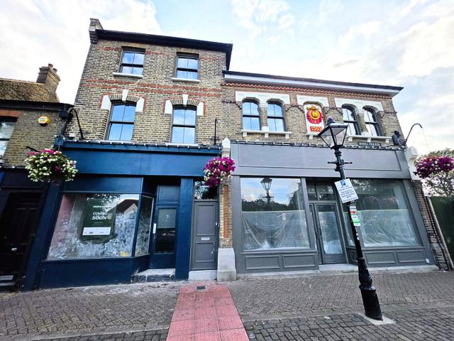 Royal Parade, Chislehurst BR7, 1 bed flat to rent, £1,800 pcm | PrimeLocation