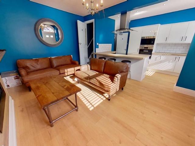 Royal Park Avenue, Hyde Park, Leeds. 4 bed terraced house to rent £2,825 pcm £652 pw