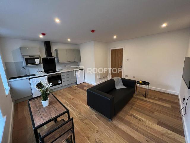 Royal Park Works. 34 Royal Park Road. 2 bed house to rent £1,517 pcm £350 pw