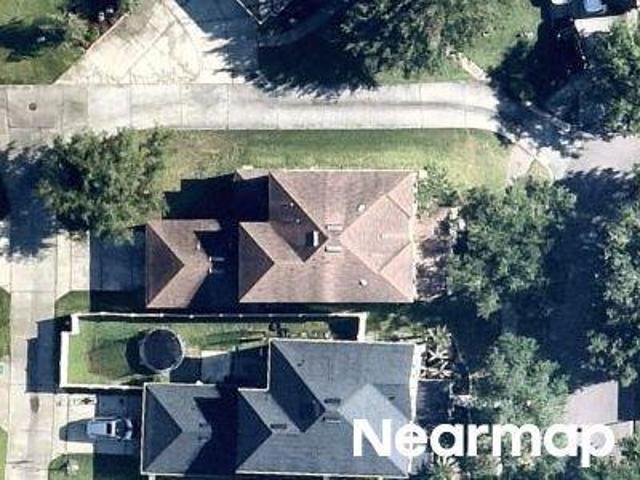 Royal Poinciana Dr