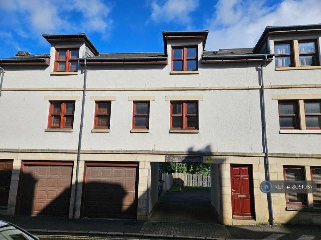 Royal St, Gourock, PA19 2 bed terraced house to rent £650 pcm £150 pw