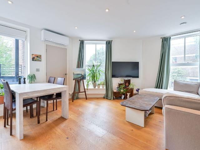 Royal Standard Apartments, Elephant And Castle, London SE1, 2 bed flat to rent, £4,800 pcm | PrimeLocation