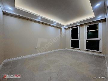 ROYALMAX'DAN ANA CADDE YAKINI GİRİŞ KAT 2+1 120M DAİRE