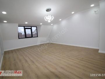 ROYALMAX'DAN FIRSAT ULAŞIM KOLAY CADDE ÜZERİ METRO YANI 3+1 130M DAİRE