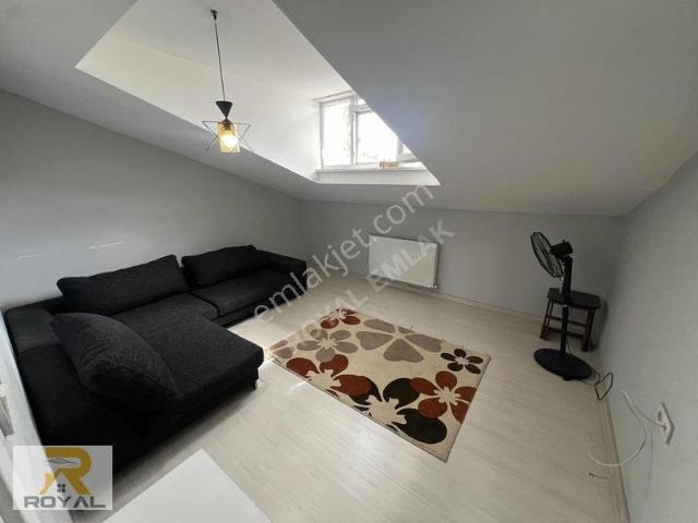 Royal'den Bezirganbahçe'de 2+1 Dubleks Üstü Eşyalı Kiralık Daire