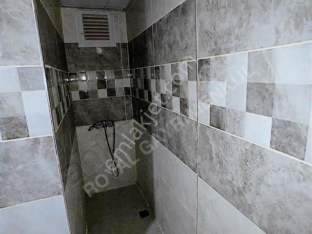 Royalden Cafeler Caddesinde Yeni Eşyalı Ara Kat1+1 Kiralık Daire