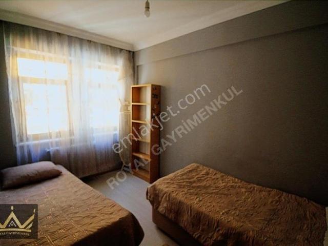 Royal'den Kıbrıs Caddesinde Arakat Kiralık 1+1 Daire