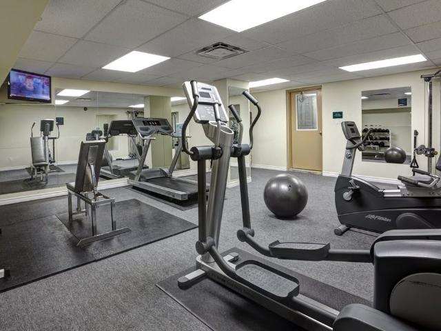 Royale Apartments 1 Bedroom Apartment for Rent at 368 Eglinton Ave E, Toronto, ON M4P 1L9 North Toronto