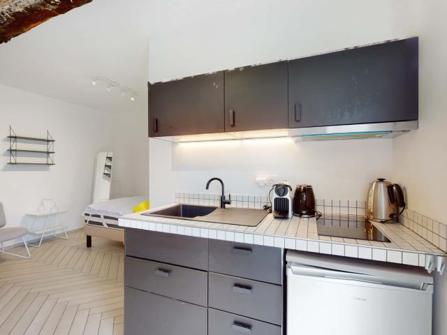 Royale Private Studio 2