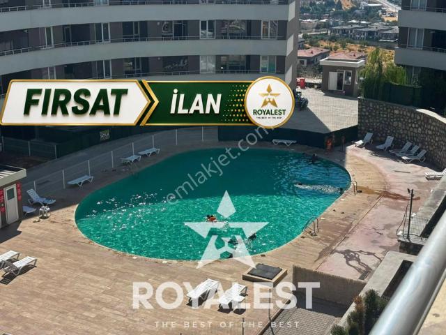 Royalest’ten Havuzlu Sitede Fırsat Daire! Full Eşyalı