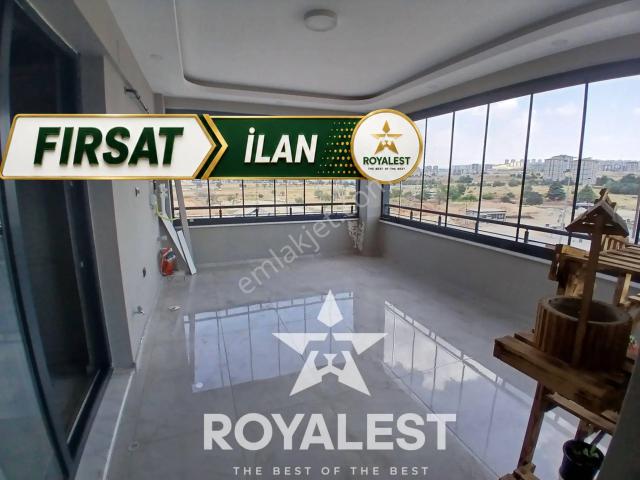 Royalest'te Bölgenin En Geniş Dairesi