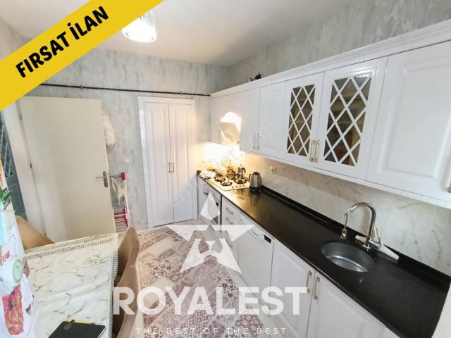 Royalest'ten 4 Etapta Arakat Ekstra Bakımlı Cam Balkonlu 2+1