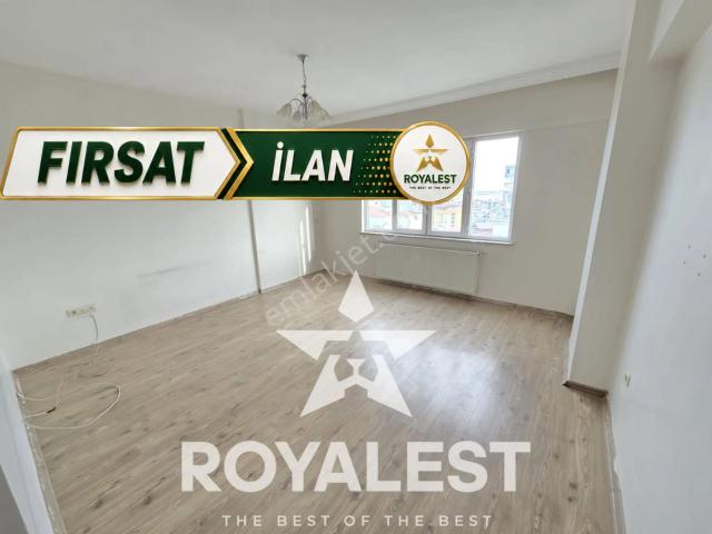 Royalest'ten Tramvay Yanı Siteiçi Bakımlı Bölgenin En Uygunu!