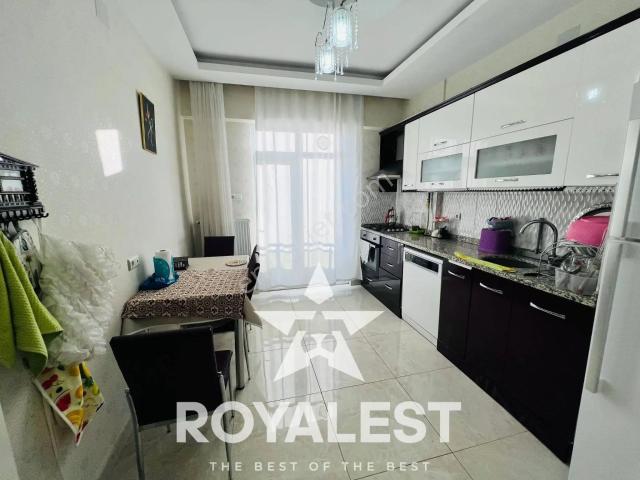 Royalest'ten Çift Balkonlu Daire