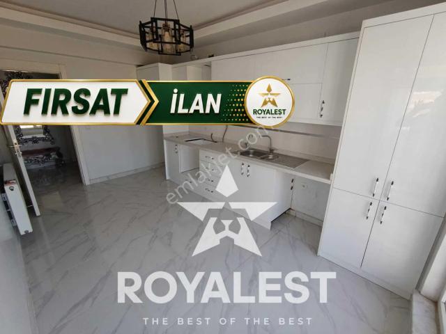 Royalest'ten Manzaralı Süper Konumda Bakımlı 3+1