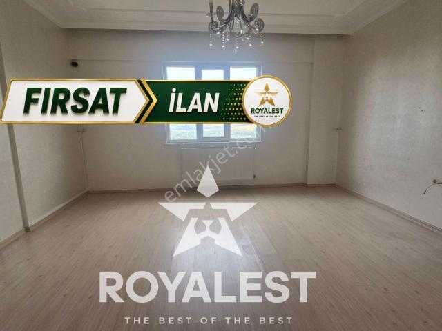 Royalestten Fırsat 2+1! Geniş Ve Uygun Fiyatlı