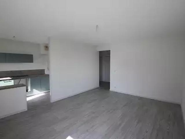 Royan 17200 Location appartement 2 pièces t2 cave balcon