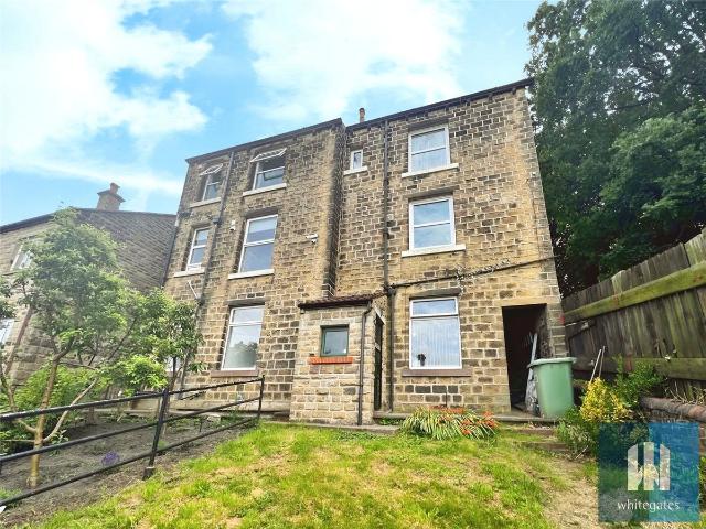 Royds Avenue, Linthwaite, Huddersfield HD7, 1 bed flat to rent, £575 pcm | PrimeLocation