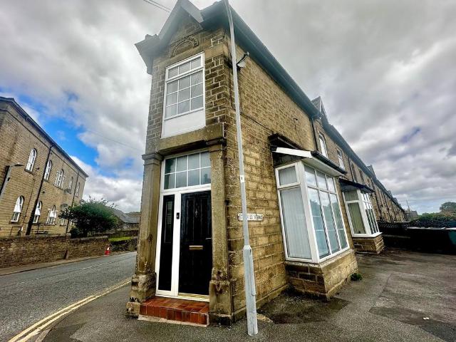 Roydwood Terrace, Cullingworth. 2 bed apartment to rent £725 pcm £167 pw