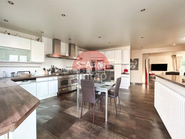 Roye 280m2 maison individuelle avec autonomie de plain p