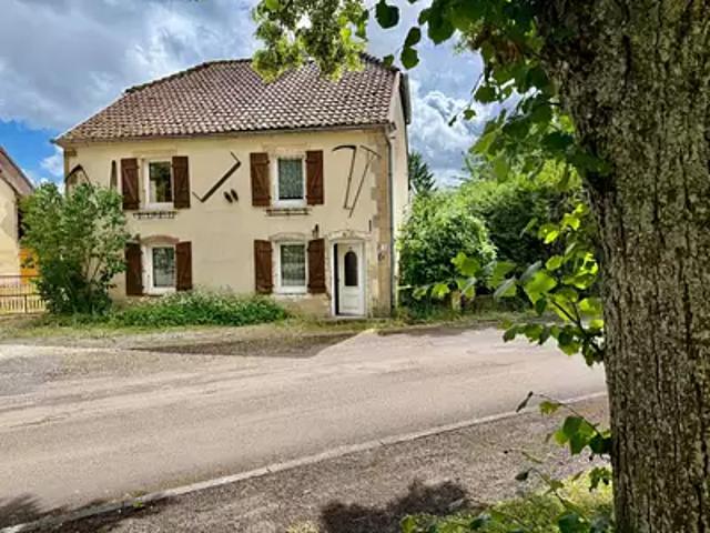 Roye 70200 Achat / Vente maison 7 pièces t7