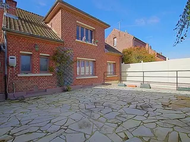 Roye 80700 Achat / Vente maison 5 pièces t5 terrasse cave