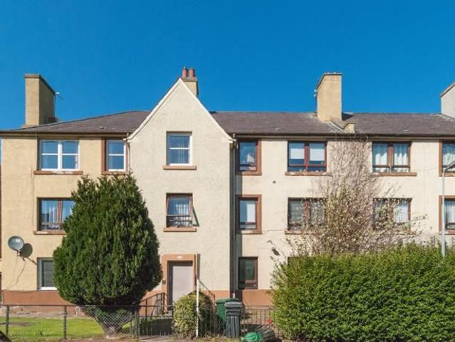 Royston Mains Avenue, Edinburgh EH5, 2 bed flat to rent, £1,200 pcm | PrimeLocation