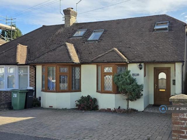 Royston Road, Bearsted, ME15 4 bed bungalow to rent £2,290 pcm £528 pw