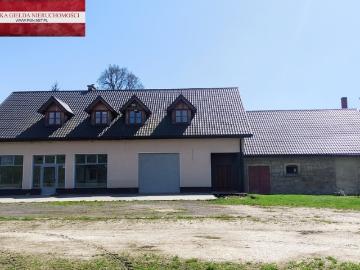 Atrakcyjny dom z dużym placem i możliwością działalności